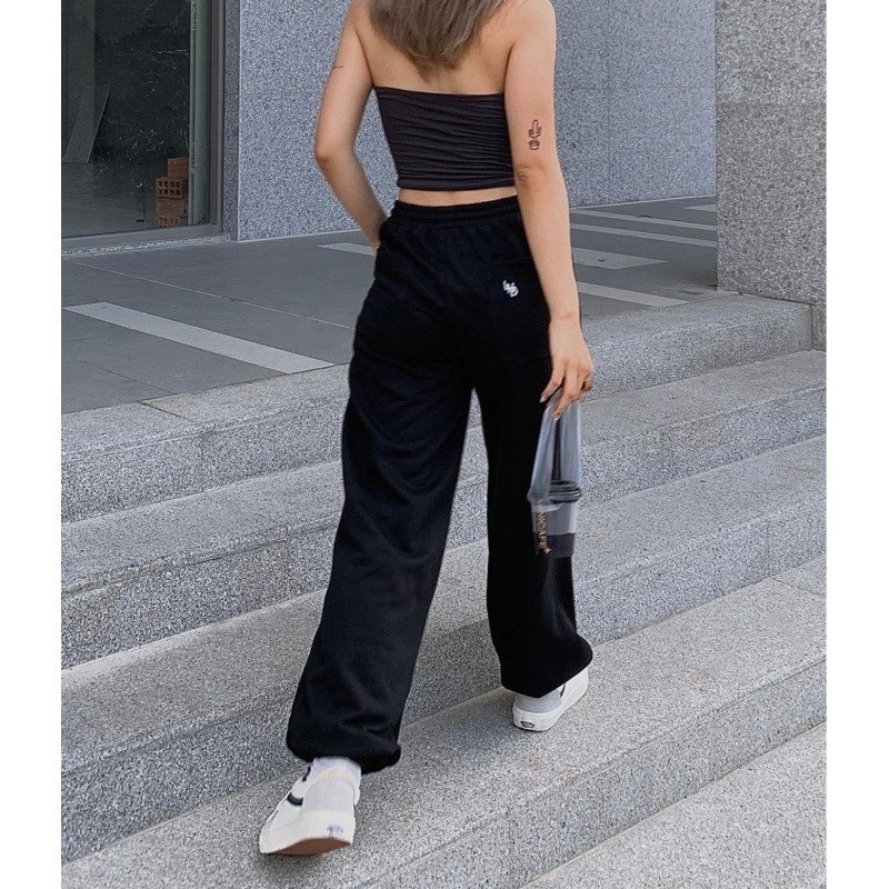 Quần sweatpants đen trắng basic Caroline Pants | Lnd