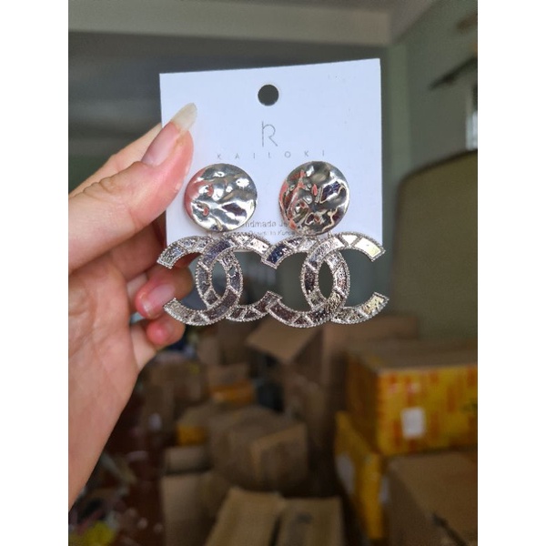 khuyên tai thái đồng giá