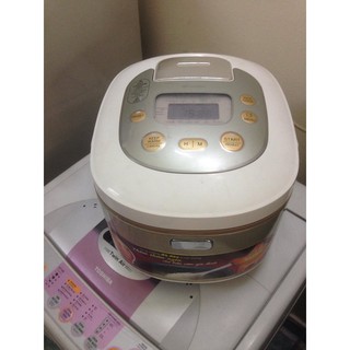 nồi cơm điện tử sharp KS-TH18