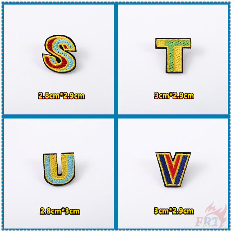 Huy hiệu cài áo hình chữ cái thời trang sành điệu