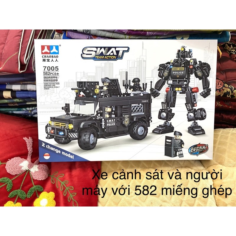 lắp ghép xe cảnh s.at và người máy với  582 miếng ghép