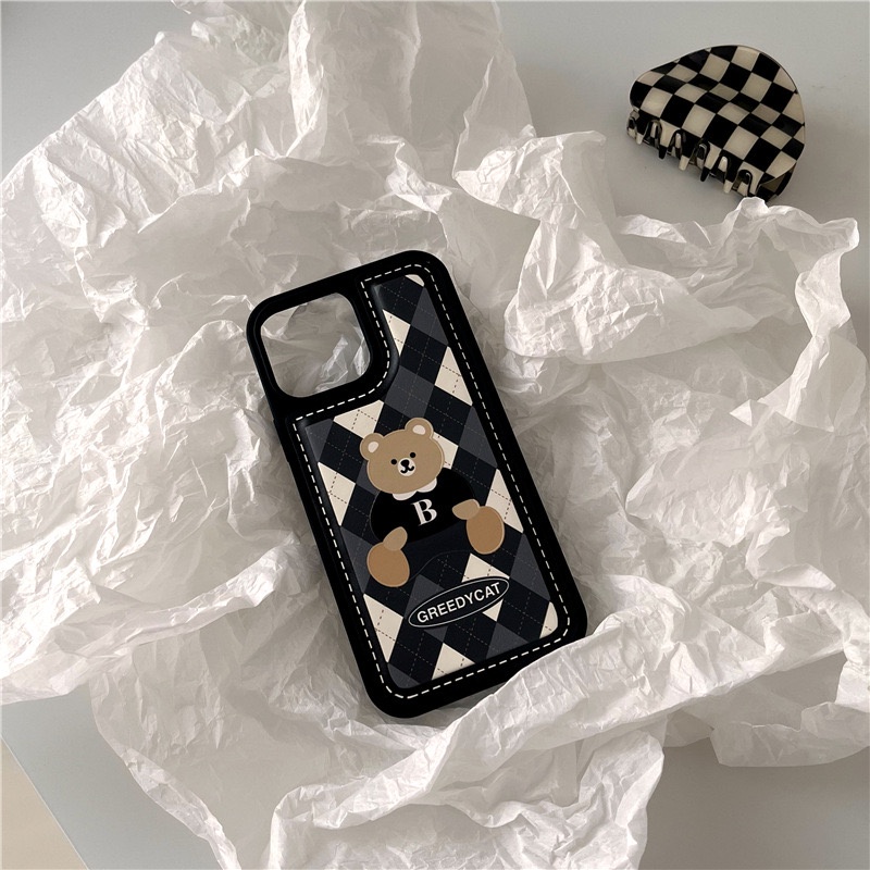 Ốp lưng iphone cạnh vuông chất da Gấu Greedycat 13/13Pro/13PromaxX/Xs/Xsm/7plus/8plus/11/12/11ProMax - Ina Case