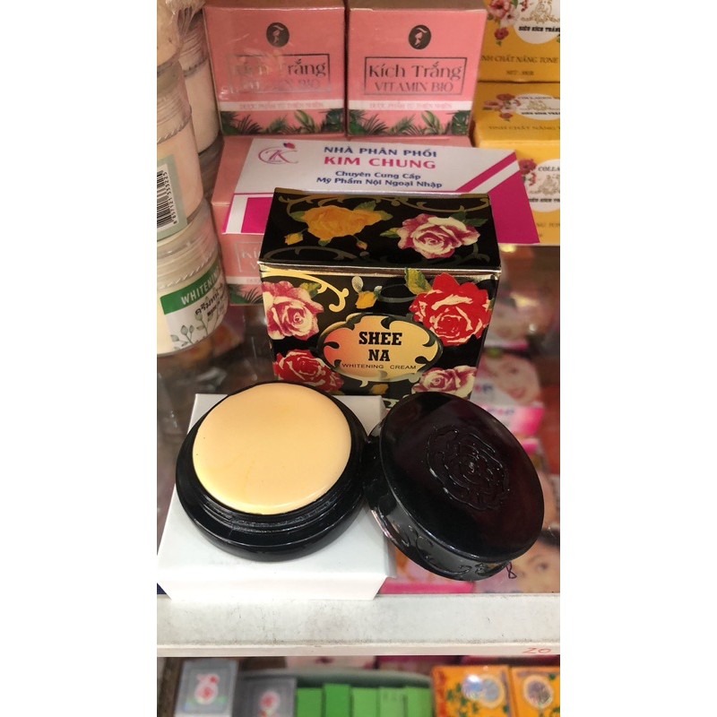 Hộp lẻ kem Bông Hồng đen Shee na whitening &amp; nourishing pearl cream