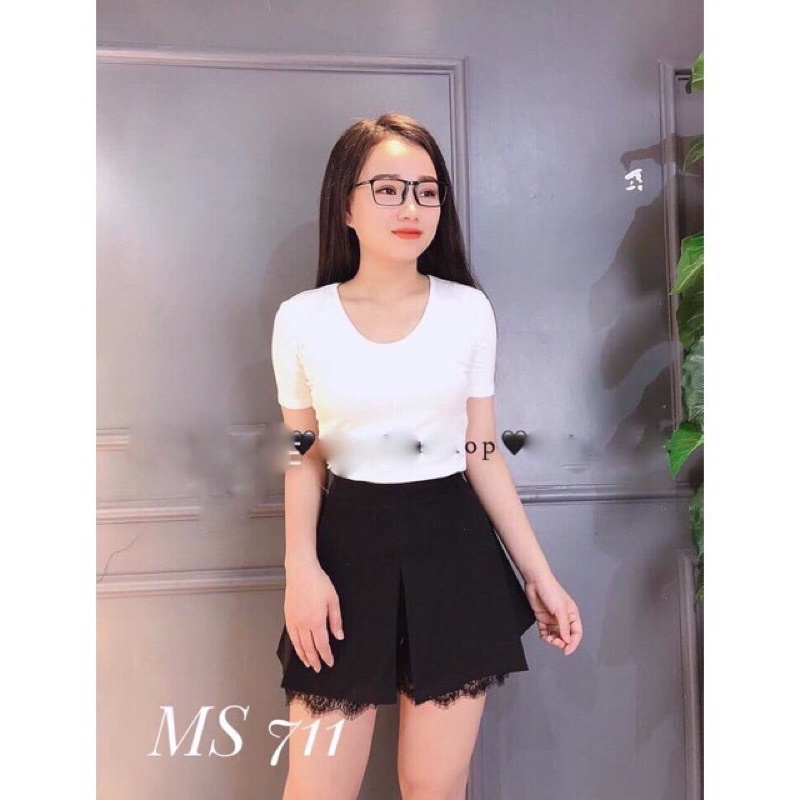 Chân váy ngắn xếp ly phối ren gấu tiểu thư