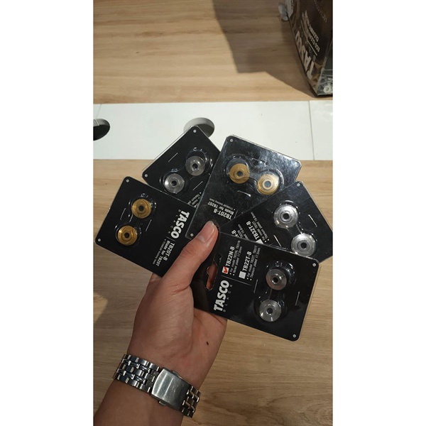 Dụng cụ cắt ống đồng Tasco Black TB21N có lò xo trợ lực - Hàng chất lượng cao