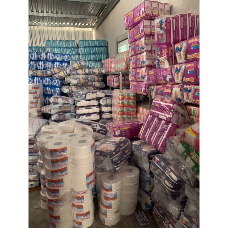 Tả quần Merzy Gói lớn Việt Nam M;72 L;64 XL ;56 XXL 48 miếng