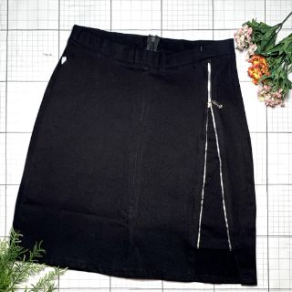 Váy Kiểu Dây Kéo Chéo