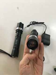 đèn pin sạc siêu sáng Police