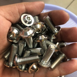 Ốc inox 304 8 li 2 phân gắn đĩa các loại xe,túi 10 con