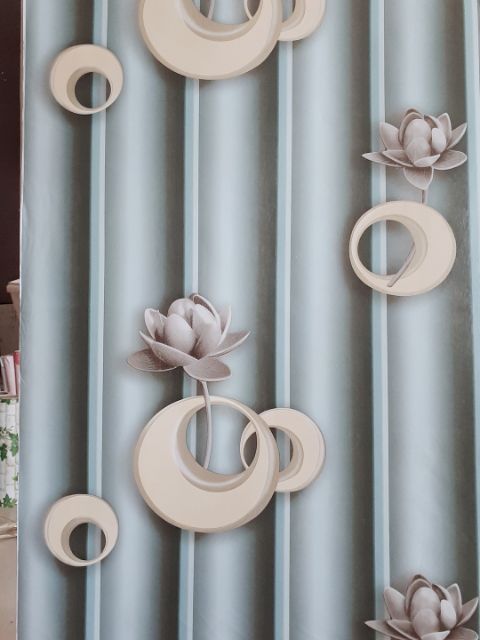 Decal giấy dán tường hoa sen sọc xanh khổ rộng 45cm, giá bán 1m dài