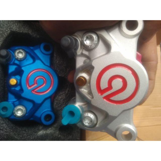 Heo dầu Brembo