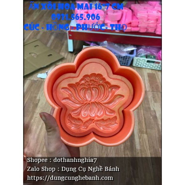 KHUÔN NHỰA ẤN CƠM ẤN XÔI HÌNH HOA MAI 16CM