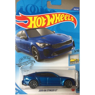 Xe mô hình Hotwheels Kia Stinger xanh dương