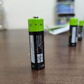Pin sạc AA AAA bằng cổng Micro USB