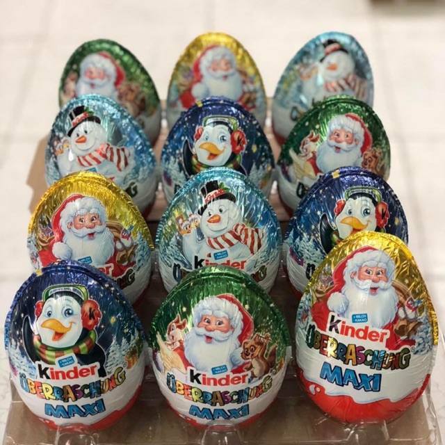 Trứng kinder maxi