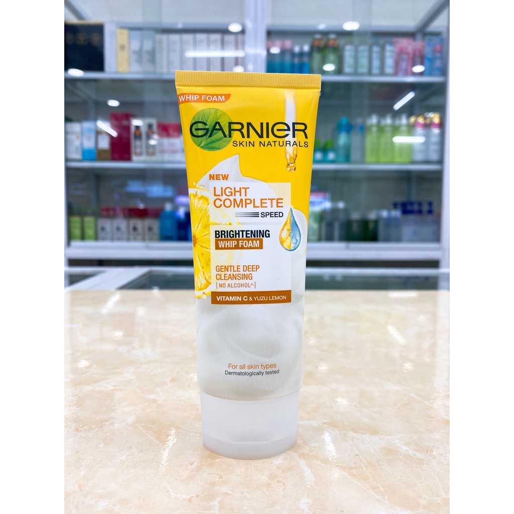 Sữa Rửa Mặt Tạo Bọt Dưỡng Sáng Làn Da Garnier Light Complete Vitamin C Whip Foam 100ml Chính Hãng Công Ty