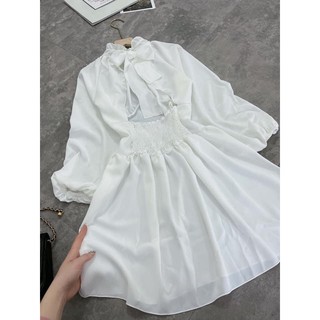 VÁY TRẮNG CỔ BÈO