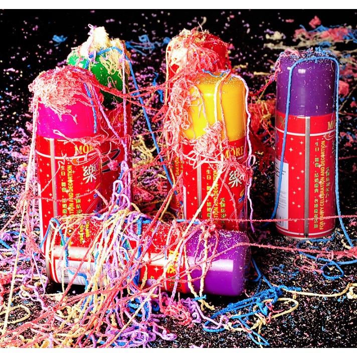 Chai xịt dạng dây nhiều màu sắc trang trí sinh nhật đám cưới sự kiện, chụp ảnh kỷ niệm - Kemshop K150