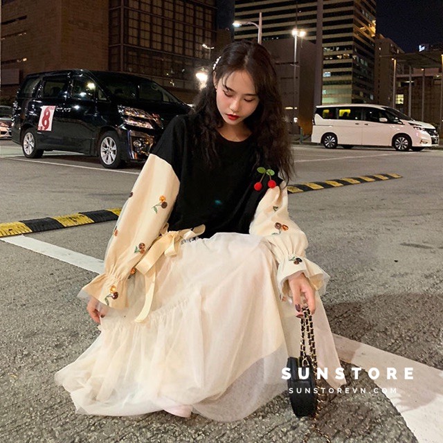 Set áo thun dài tay và chân váy xếp tầng ulzzang