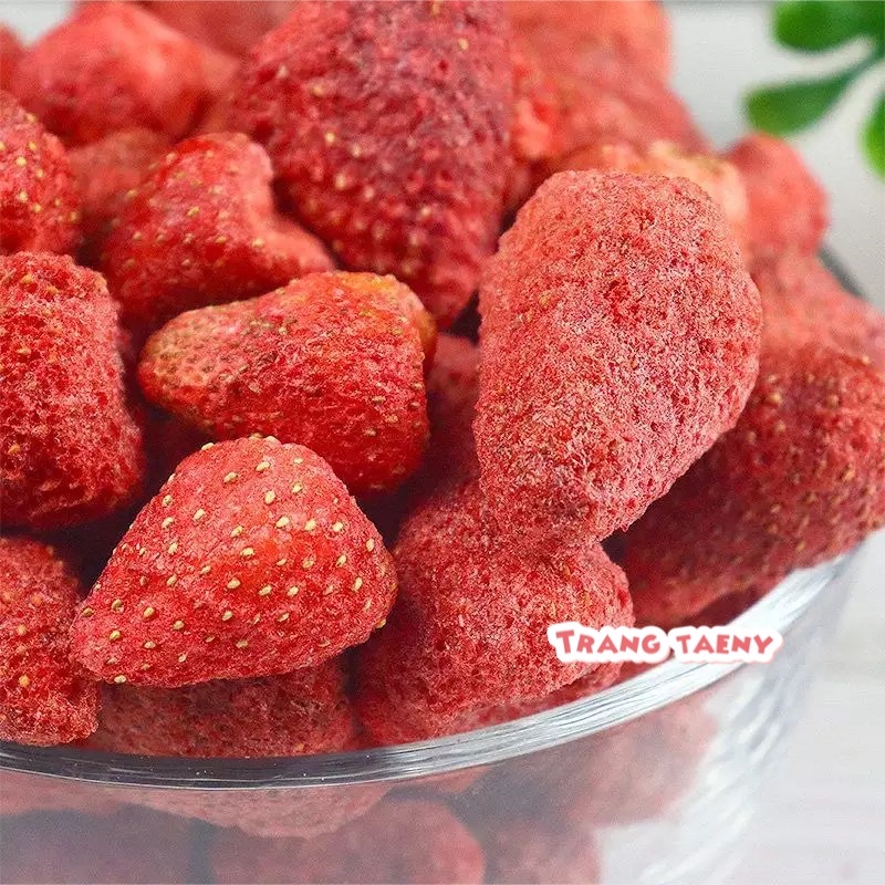 Dâu tây nguyên quả sấy giòn 100g