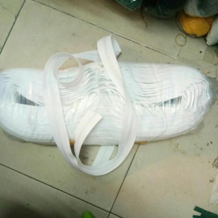 Dây khoá mét - túm 10 mét gồm 10 tay kéo