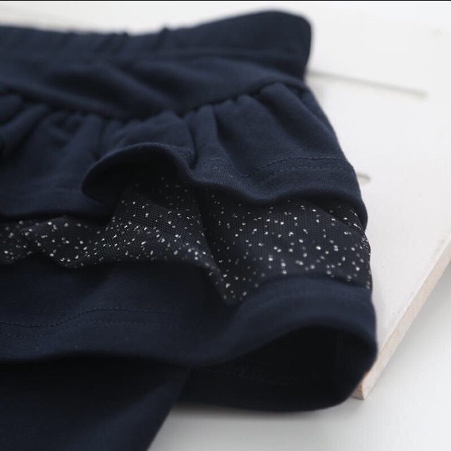 Chân váy nỉ  liền legging