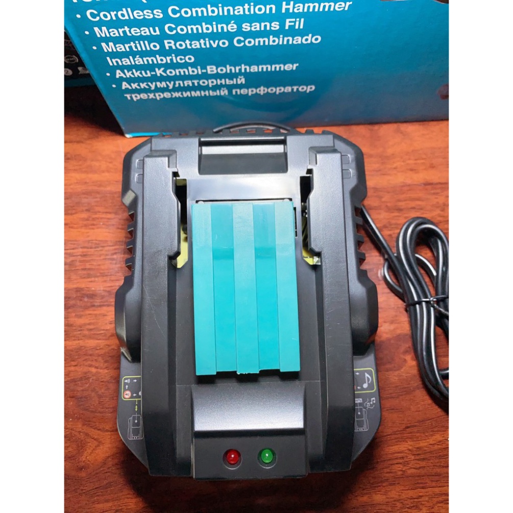 Pin Makita 14.4V 5ah Cell samsung 25R nhận sạc zin