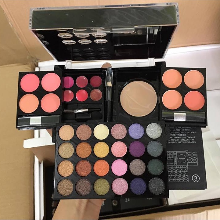 Bộ kit trang điểm Sivanna Colors Pro Make Up Palette DK-212