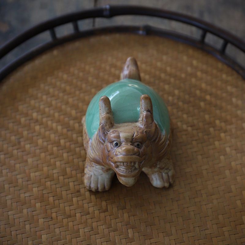 Bộ Phụ Kiện Uống Trà Bằng Gỗ Hình Rồng Rùa Handmade Độc Đáo