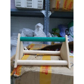Cầu đậu kèm cầu mài móng cho vẹt.