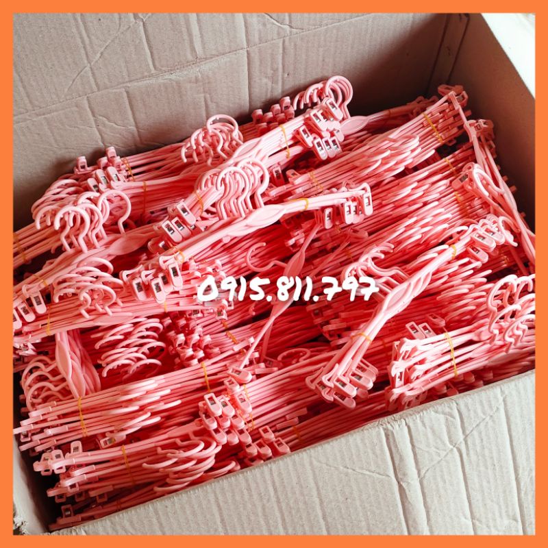 Moc treo quan ao - móc nhựa kẹp đồ lót màu hồng phấn nhẹ nhàng,dễ thương,kích thước 28cm