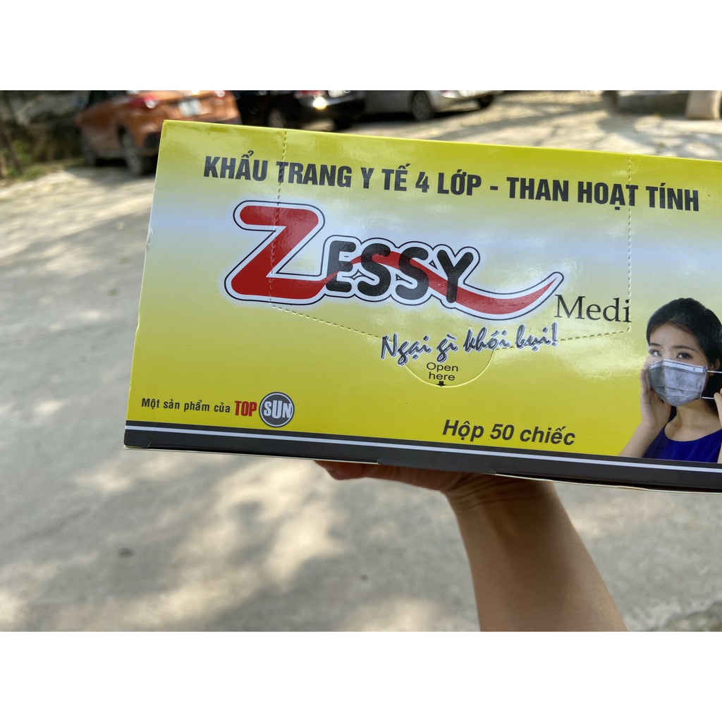 Hộp khẩu trang y tế 4 lớp than hoạt tính zessy 50 chiếc