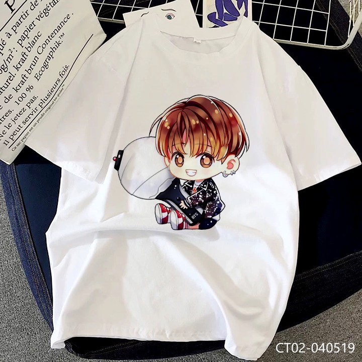 Áo thun BTS chibi Jungkook ôm bóng