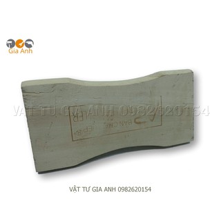 Bàn chải đánh gỉ sắt cán gỗ