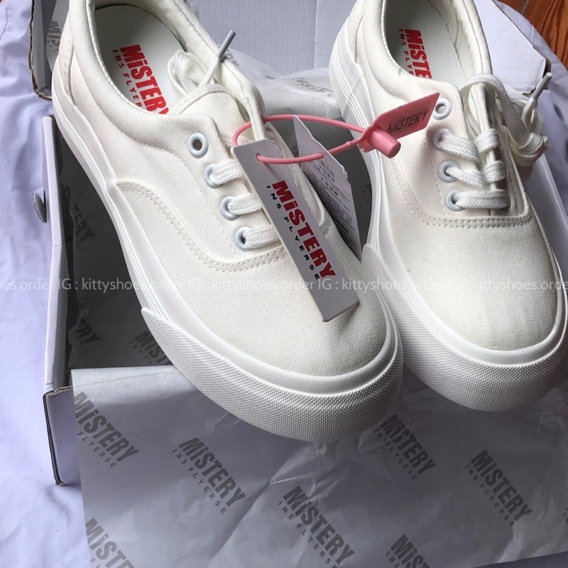 Giày Ulzzang Trắng Đơn Giản Đế Bánh Mì - G01