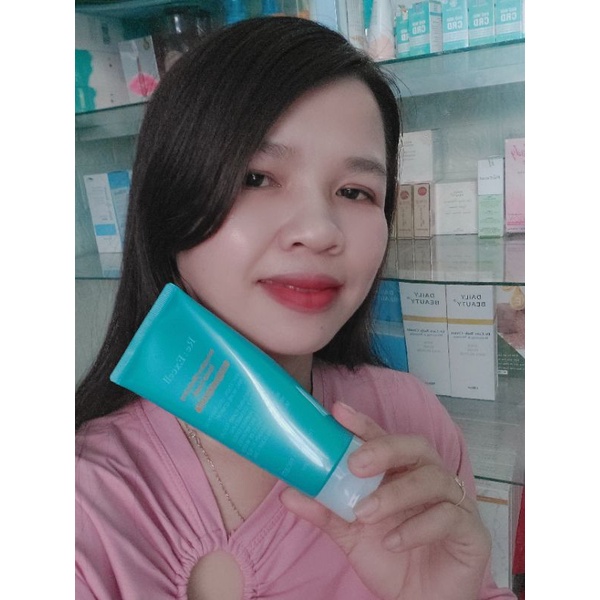 SỮA RỬA MẶT VẬT LÝ GIÚP DA SÁNG SẠCH SÂU DỊU NHẸ VỚI DA