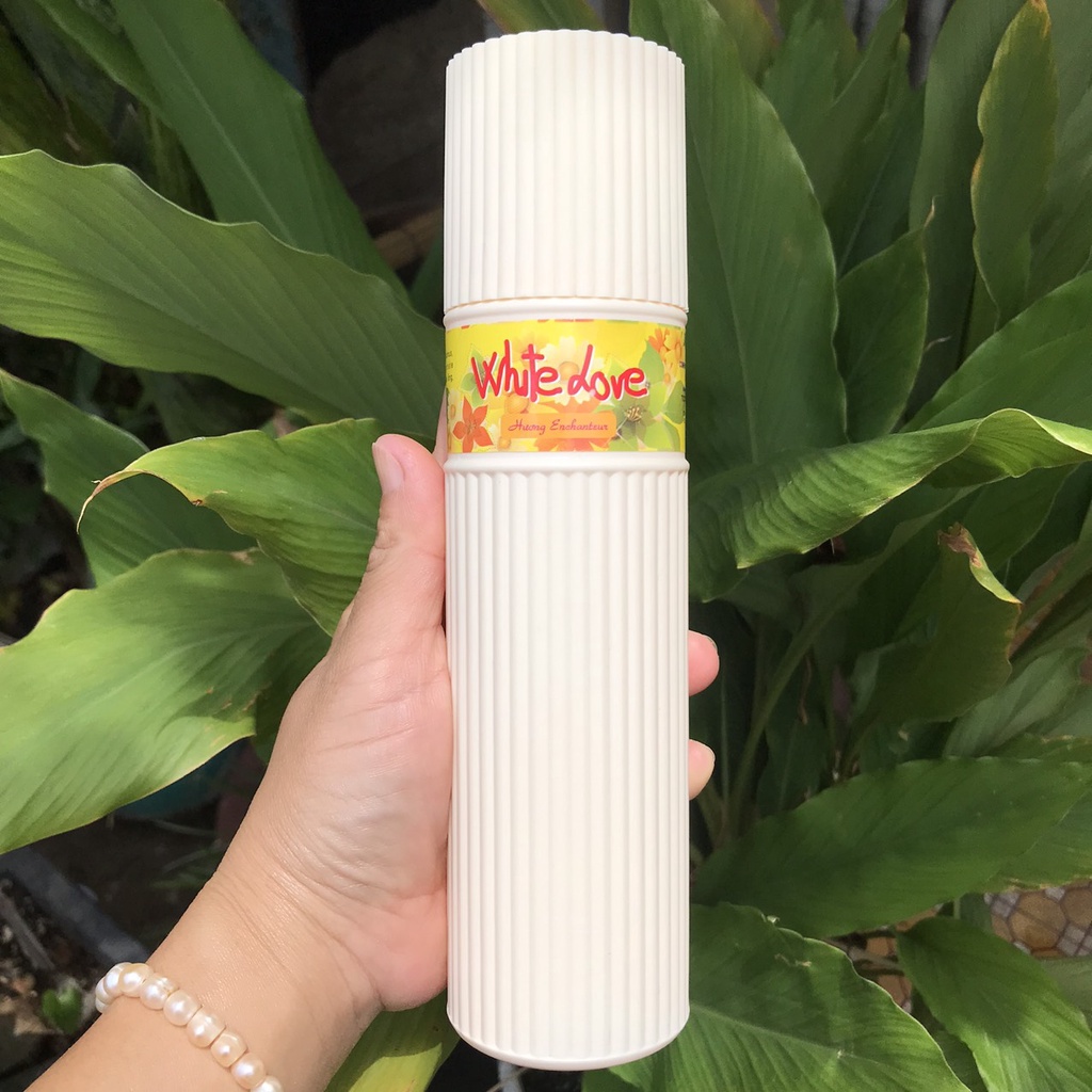 Xịt phòng thơm hương hoa White Love 350ml