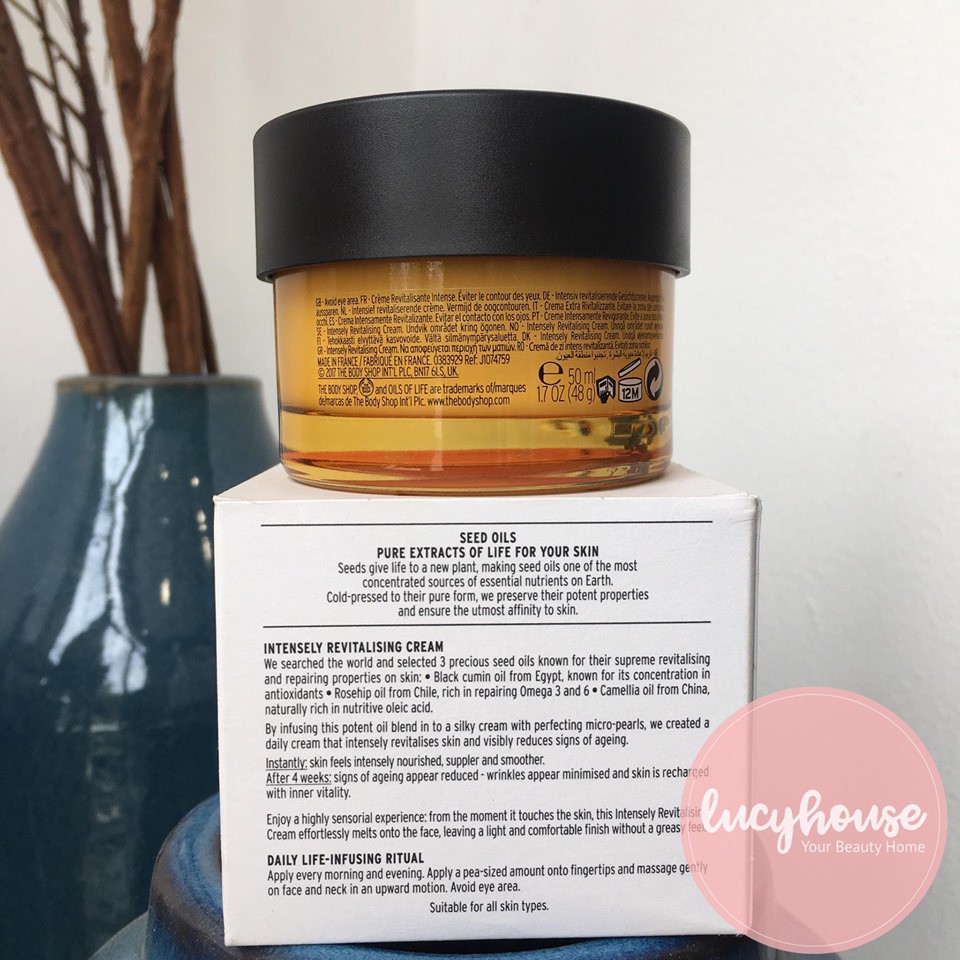 Kem dưỡng chống lão hóa da The Body Shop Oils Of Life Intensely Revitalising Cream