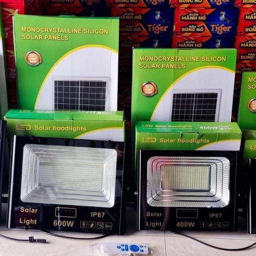 Đèn pha năng lượng nhôm đúc 100w 200w 400w 600w 800w, Đèn Pha NLMT IP67, Đèn năng lượng mặt trời siêu tốt