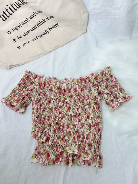 ÁO CROPTOP HOA NHÚN ĐẮP CHÉO TAY NGẮN | Áo nữ | áo kiểu By bear.story