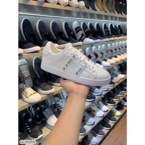 Giầy Vanlentino nam đính đinh phản quang siêu hot_Giầy buộc dây nam đính đinh