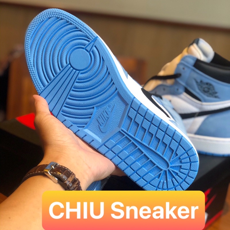 Giày thể thao sneaker Jordan 1 High OG University Blue Giày cổ cao xanh dương