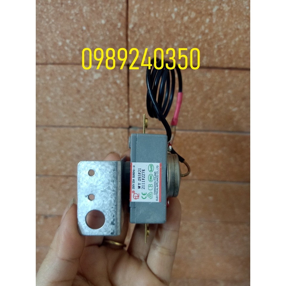 Rơ le khô chống cháy bình nóng lạnh 4 chân loại bắt ốc