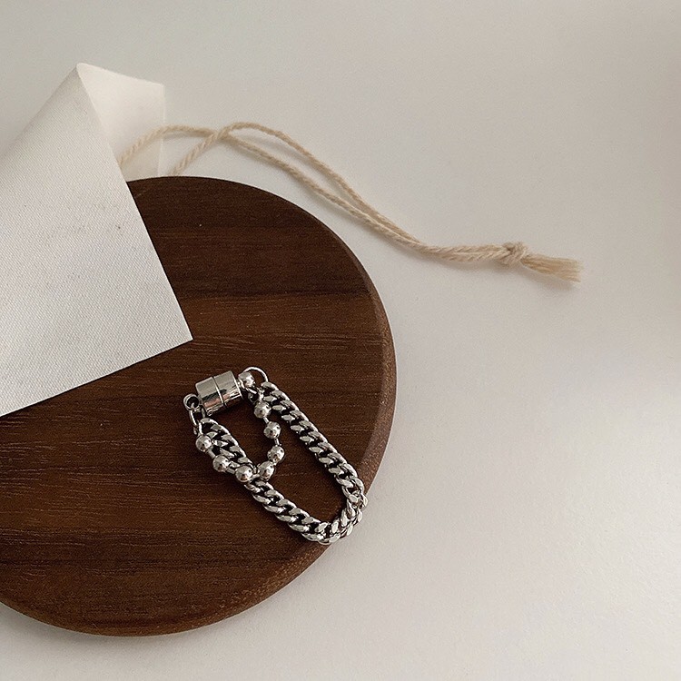 Bông tai Mushroom Lee - nam châm dây xích bi