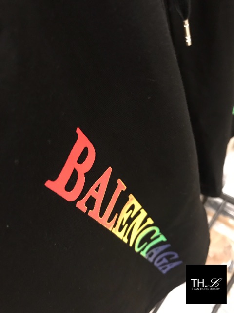 Short Balenciaga -QuầnShort Nam Balenciga