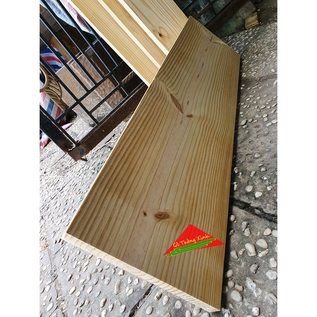 Tấm gỗ thông rộng 24cm, dài 1m2, dày 3cm thích hợp dùng làm bậc cầu thang, xích đu,làm kệ, làm mặt bàn,DIY