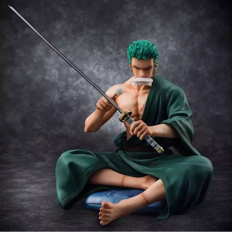 Mô hình Zoro One Piece ngồi lau kiếm 17cm chất liệu cao cấp