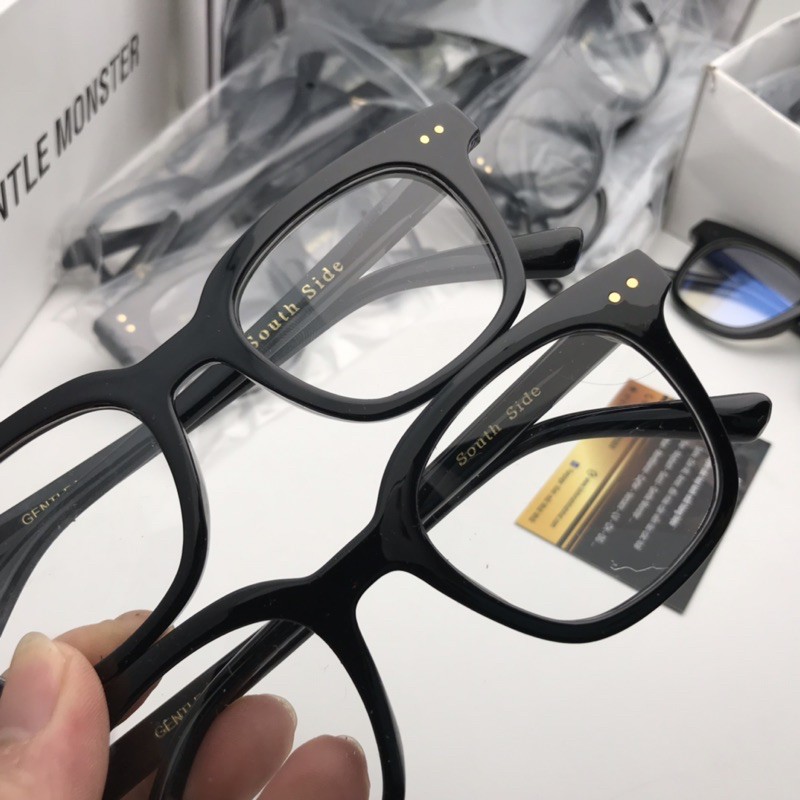 Thanh lý kính southside chữ V lỗi nhỏ từ nhà sản xuất | BigBuy360 - bigbuy360.vn