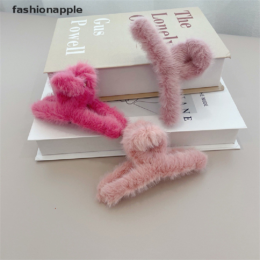 Kẹp tóc càng cua đính lông giả thời trang mùa đông tinh tế thanh lịch