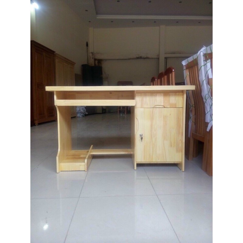 Bàn vi tính  gỗ cao su tự nhiên đẹp